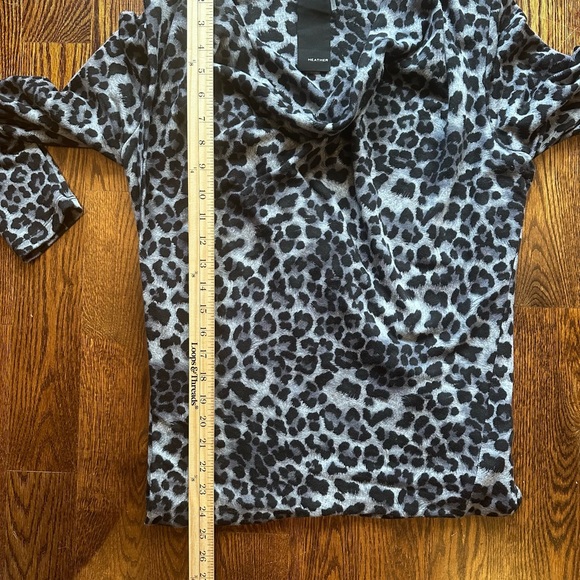 Black Leopard Print Open-Front Sweater with zip up over shoulder. - Picture 7 of 12
